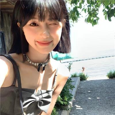 女生爱女生